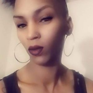 Meet your Posher, Tyeshia